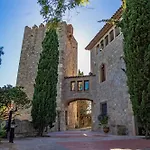 Villa Castillo Meng *