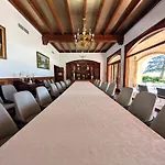 Castillo Meng Villa Cabrils
