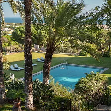 Castillo Meng Cabrils